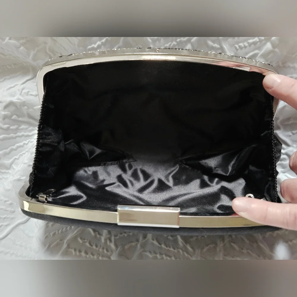 NWOT Goth Glam Rhinestone Spiderweb Hardcase Evening Clutch Black Satin Back